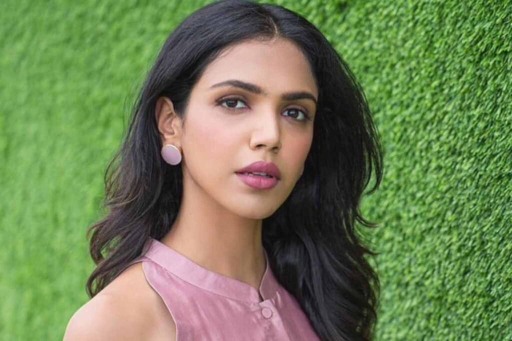 Shriya Pilgaonkar – Biography, Age, Height, Boyfriend, Family, Net Worth, Movies, Web Series and Career shriya pilgaonkar